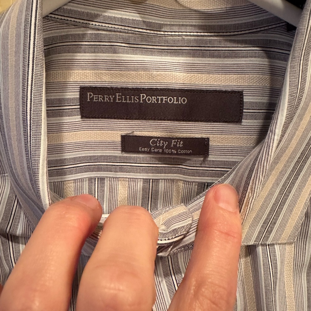 Men’s button down
